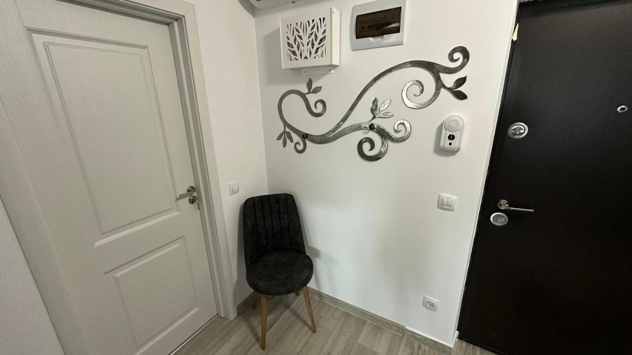 Apartament Lux Bacovia 2 Apartamento Bacău Exterior foto